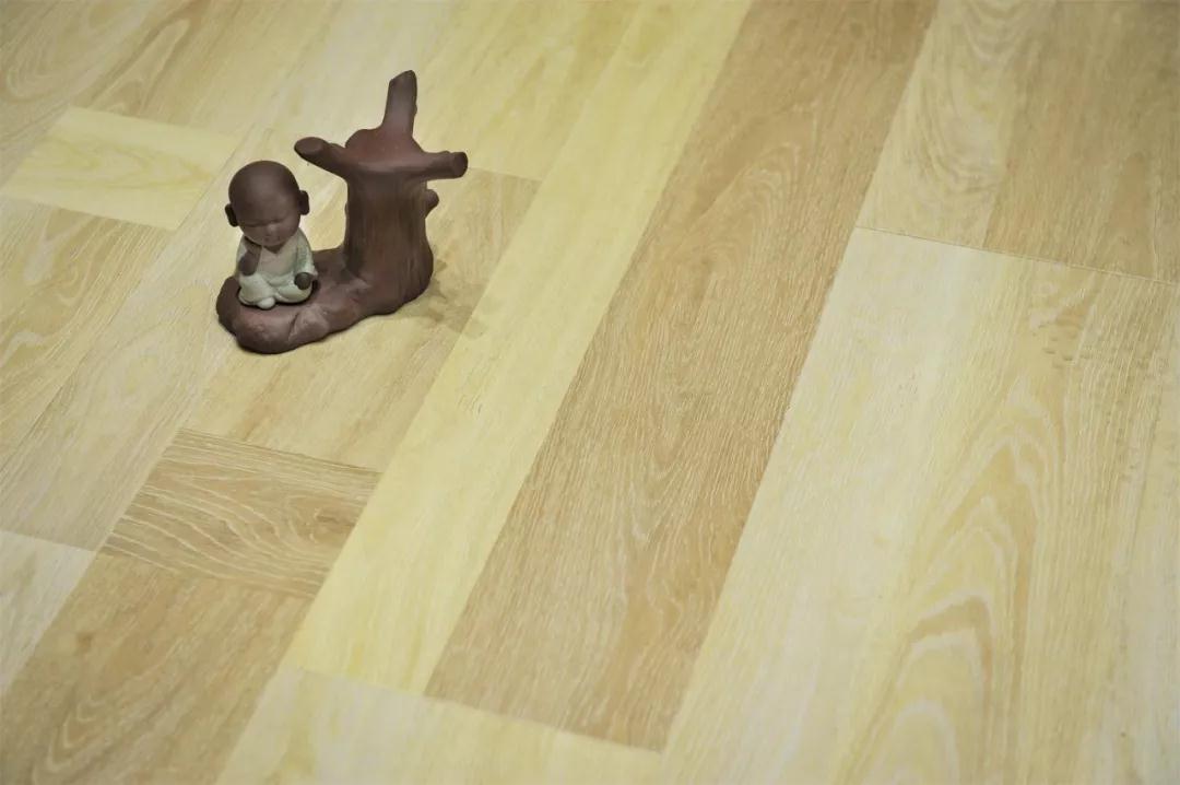 Z6尊龙强化地板伊丽莎白系列-5805