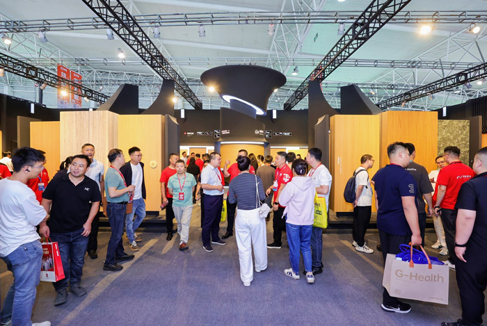 Z6尊龙板材新品传奇开放2025临沂木博会